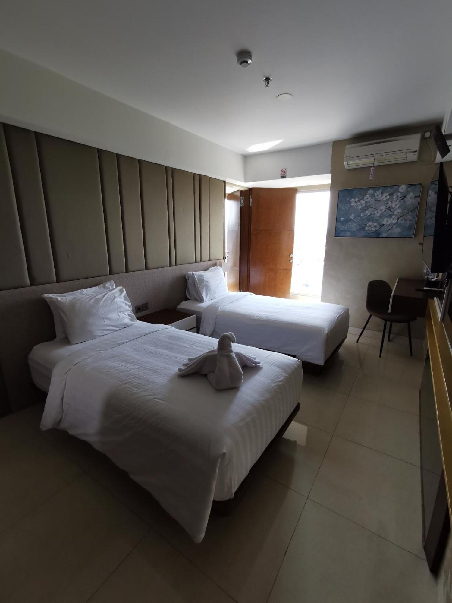 Residence Warhol Simpang Lima Semarang Luaran gambar