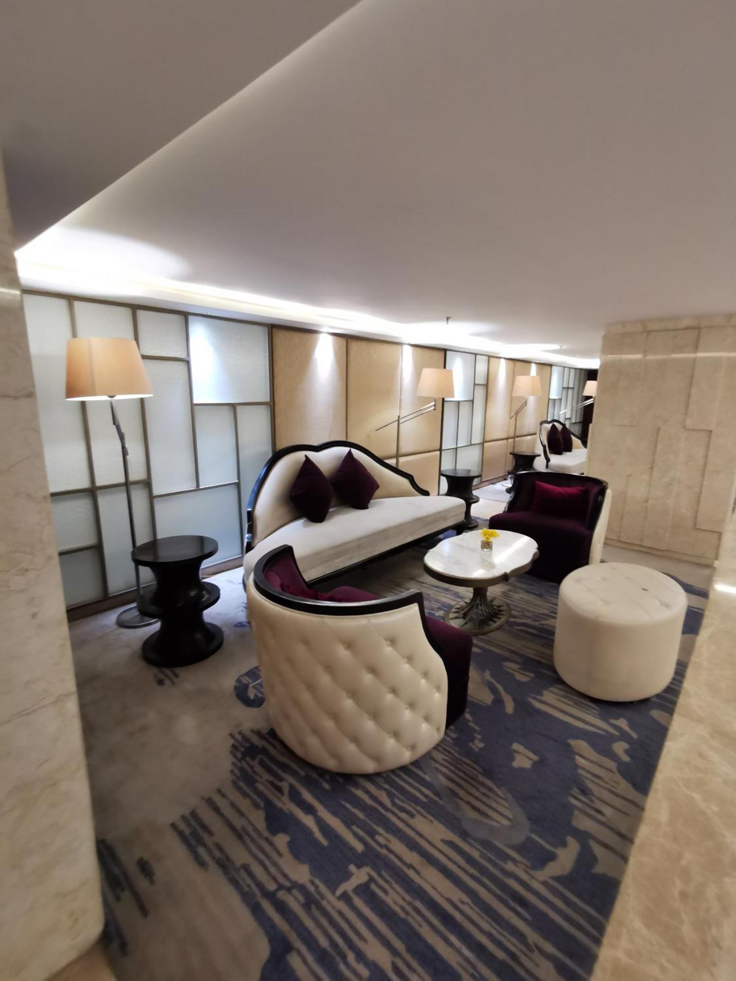 Residence Warhol Simpang Lima Semarang Luaran gambar