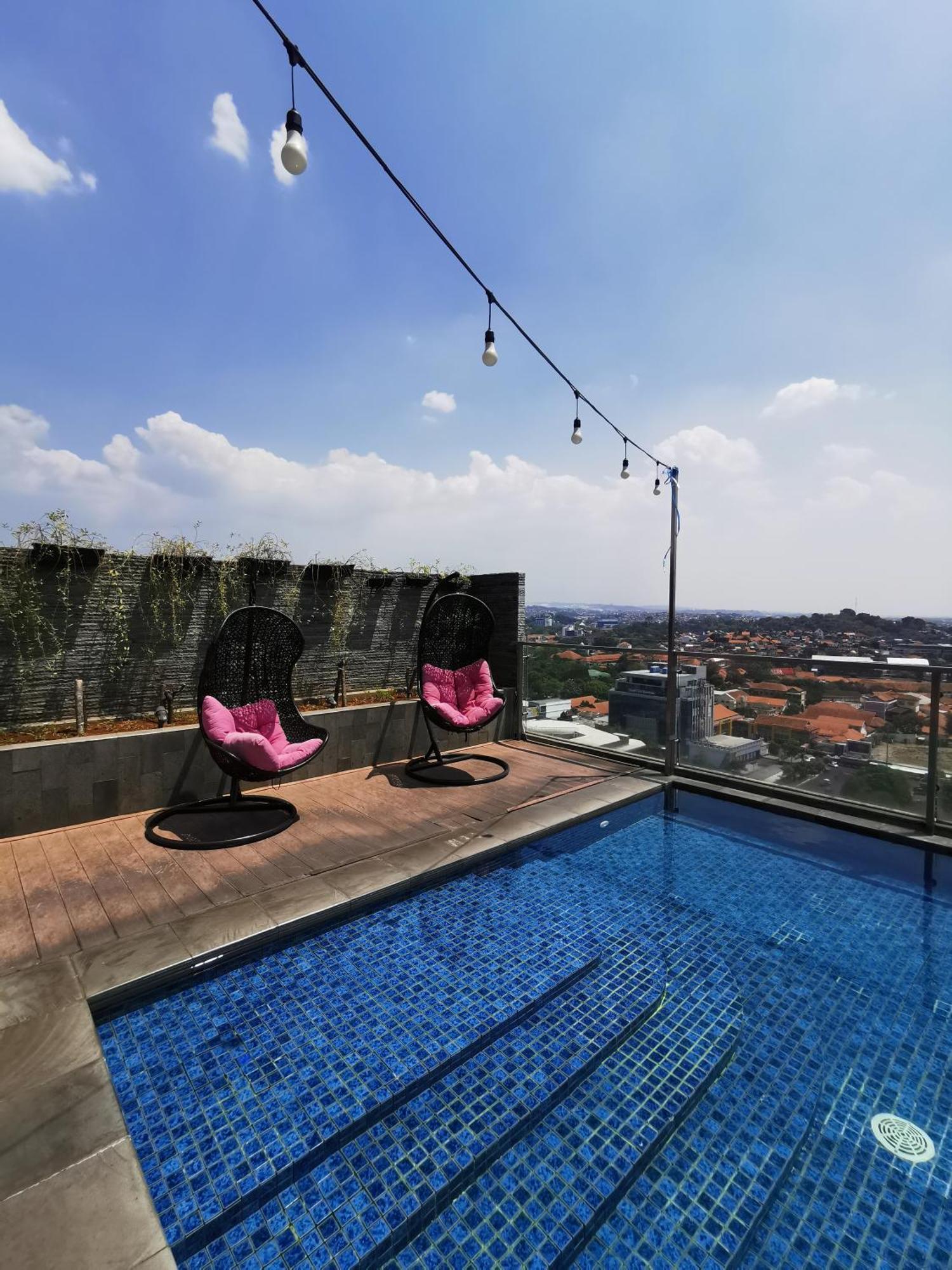 Residence Warhol Simpang Lima Semarang Luaran gambar